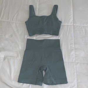 amazon workout set (shorts and bra)
